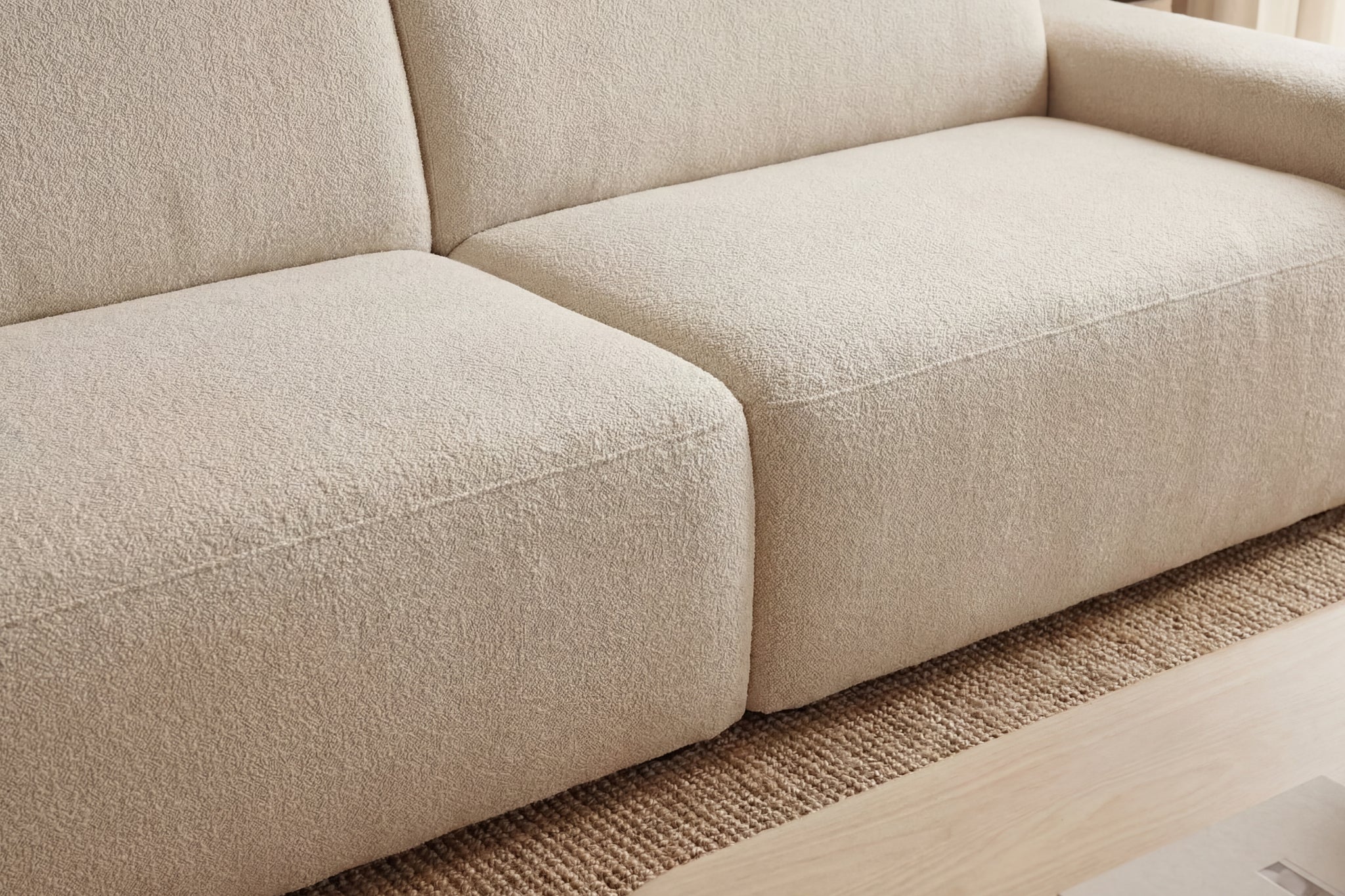 Ivy Beige Casanova Paris vue 4